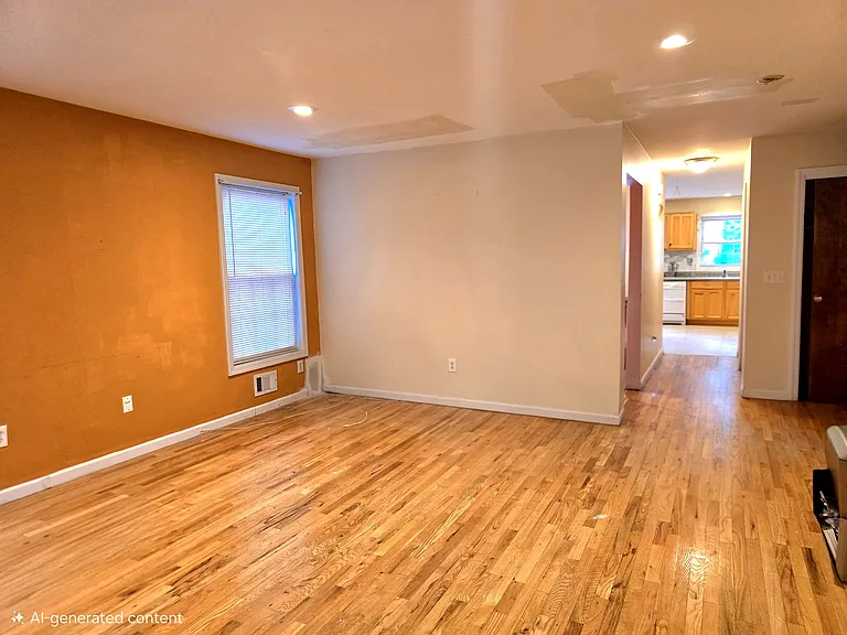 168 N 16th St #168 — Photo 3