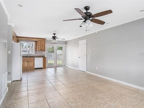 2nd image of 1206 Edgerton Dr