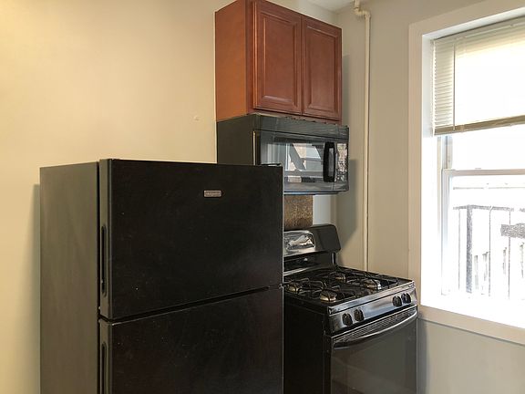 2nd image of 11 Gifford Ave #38E