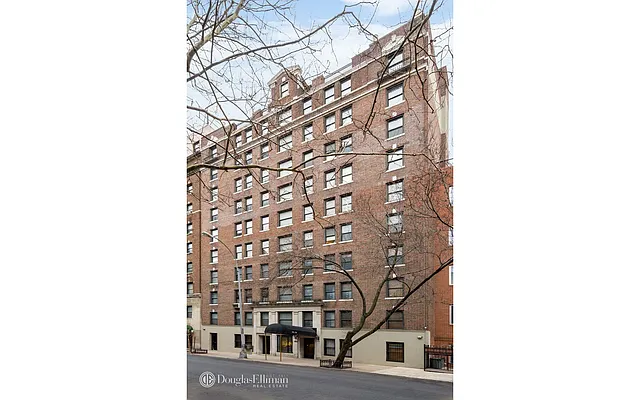 Sold by Douglas Elliman | media 8