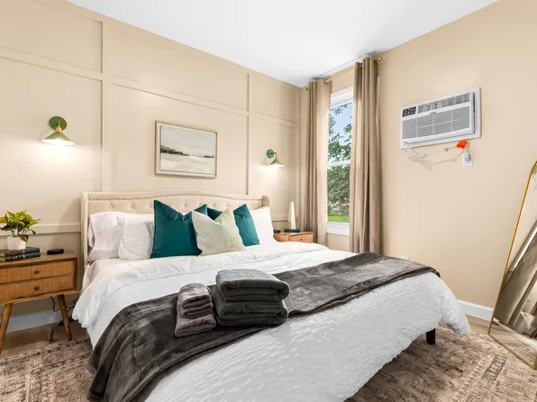 295 Euclid St, Mount Clemens, MI