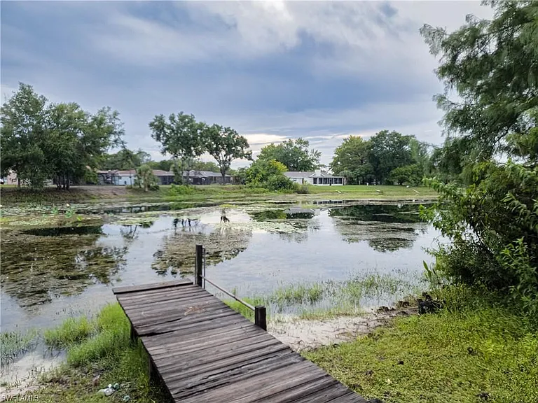 7425 Galloway Rd — Photo 23