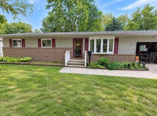3712 Waldo Ave, Midland, MI 48642