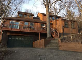 8 York Dr, Athens, OH 45701