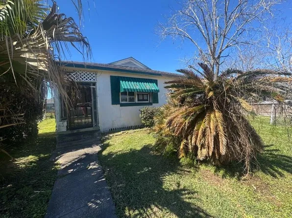 1551 Shirley Dr, New Orleans, LA 70114