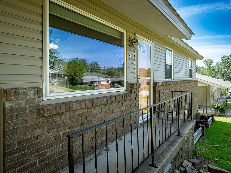 41 Oakview Dr — Photo 4