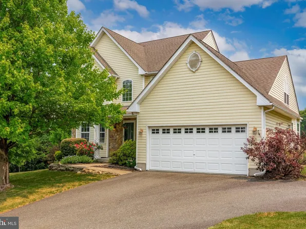 13 Wilt Rd, Bechtelsville, PA 19505