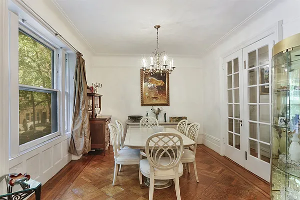 Sold by Corcoran | media 21