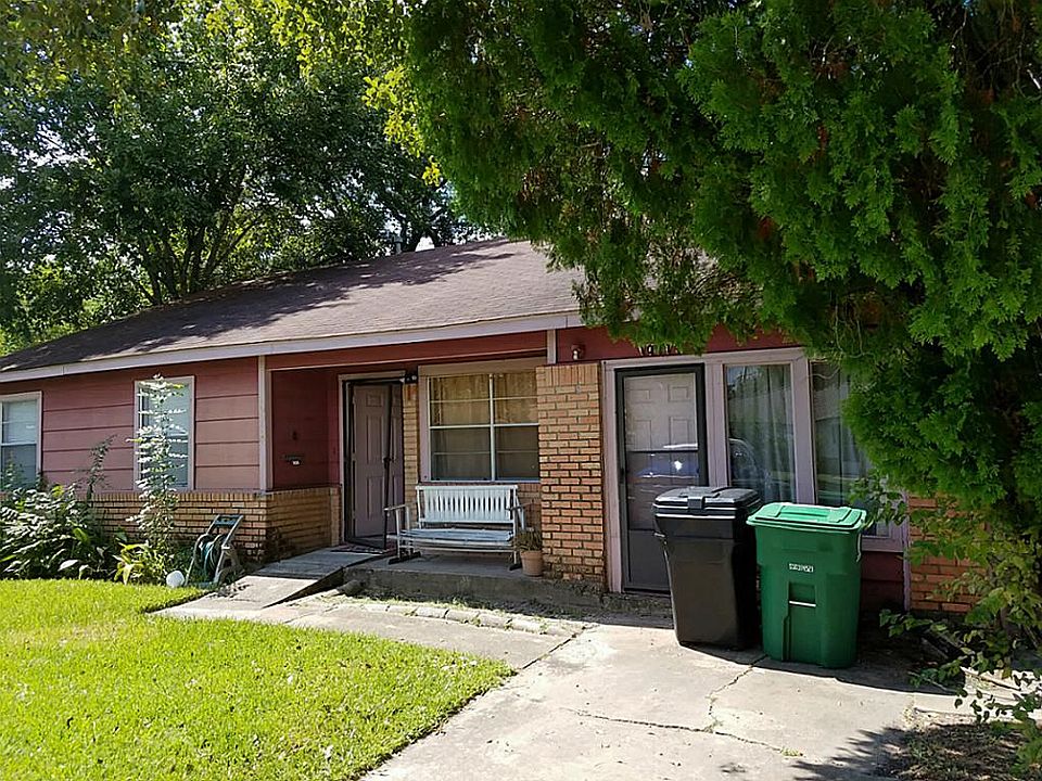1st image of 10014 Chesterfield Dr