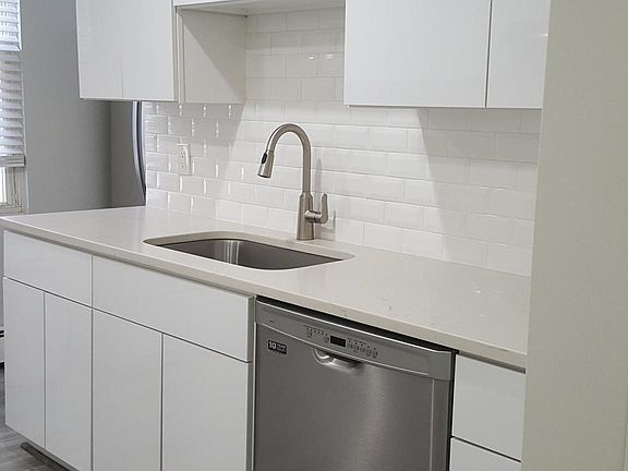 Italian Laquer Cabinet with Dishwasher