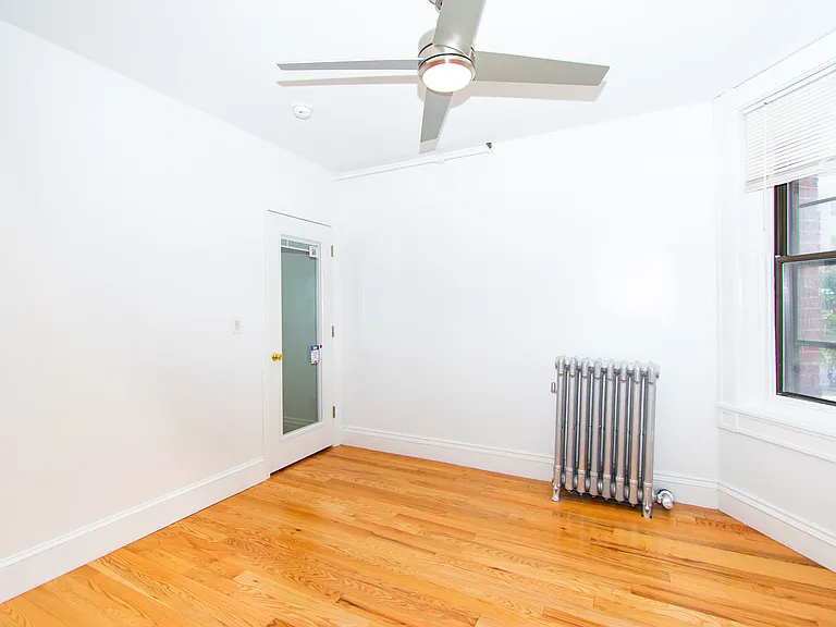 90 Westland Ave #228 — Photo 5