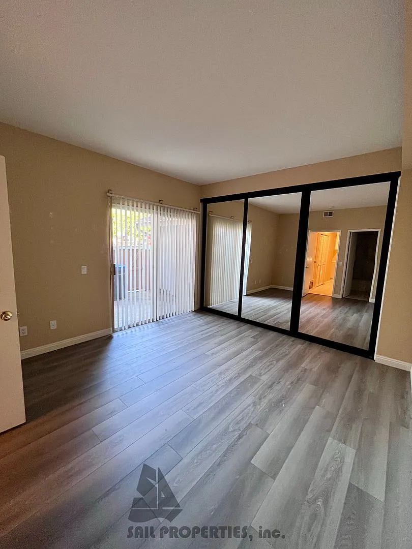 Located in Irvine, this remodeled 2-bedroom, 2-bath first-level condo combines modern updates wit... — Photo 4