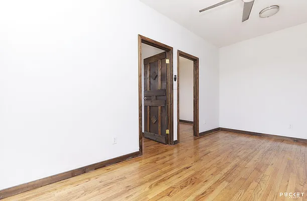 Rented by PocketBroker Inc | media 21