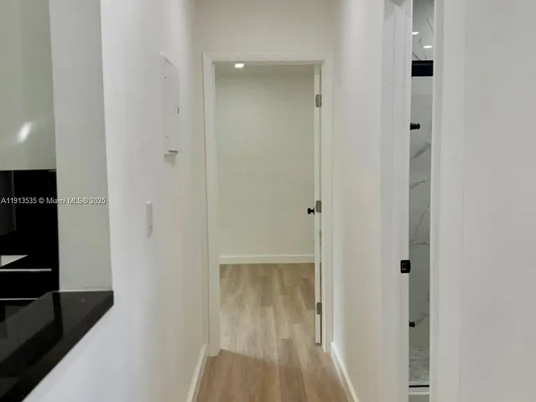 7535 NE 2nd Ct #1 — Photo 5