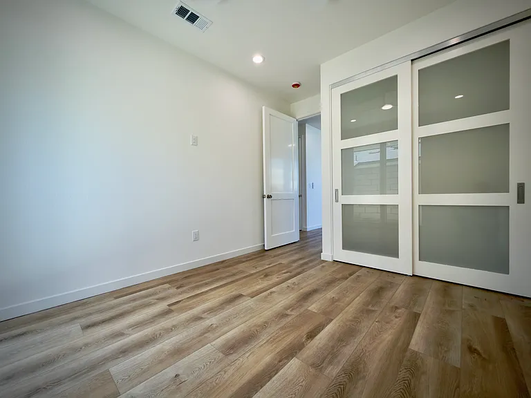 9845 Liggett St #9843 — Photo 7