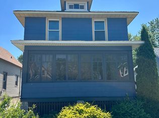 938 Summer St, Hammond, IN 46320