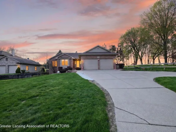 13964 Adeline Dr, Lansing, MI 48906