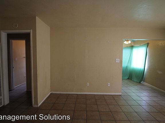 5th image of 5027 University Ave APT 1