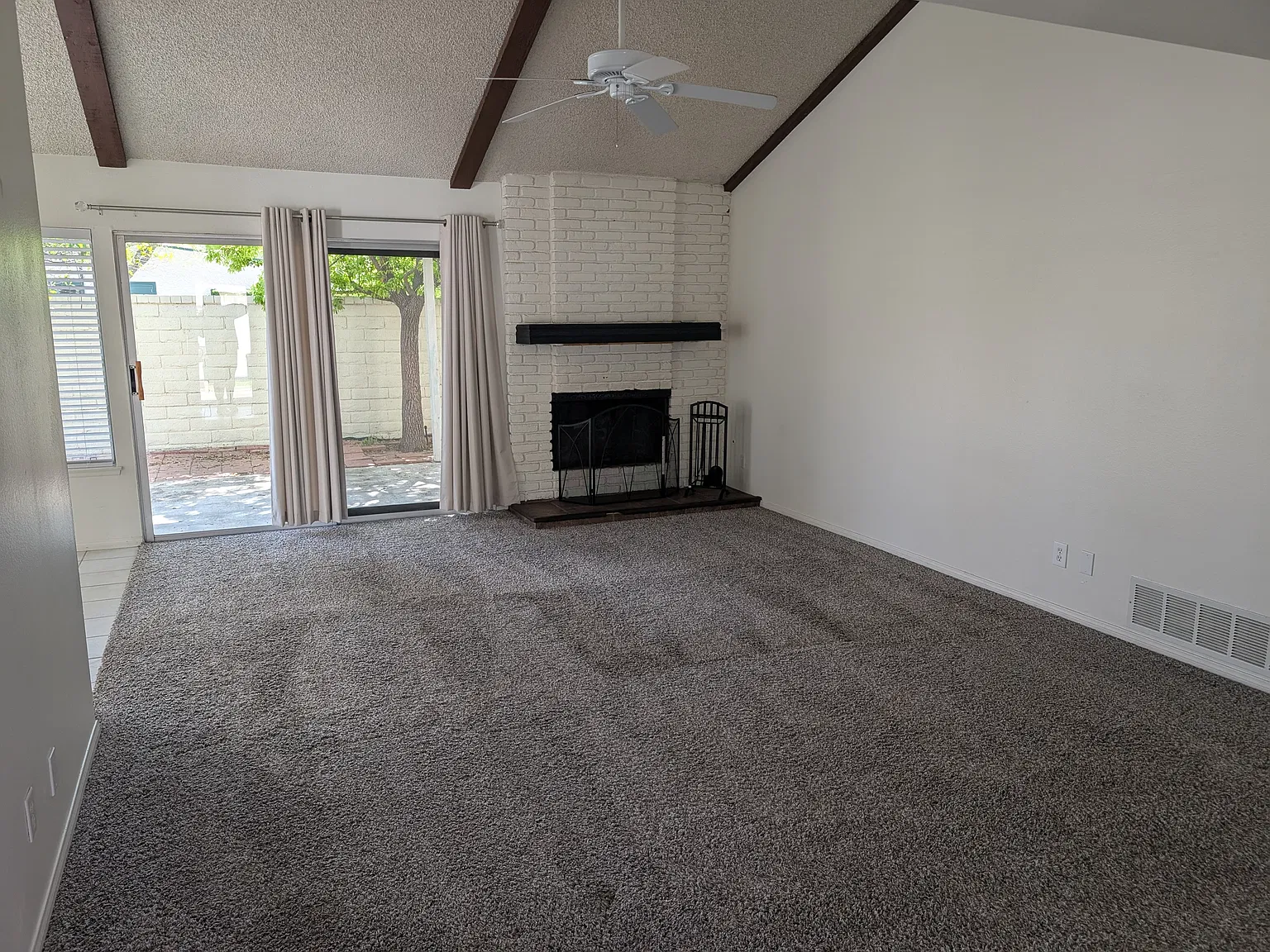 2 bed, 1225 sqft, $3,195 — Photo 3
