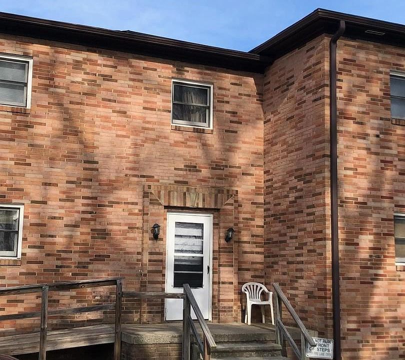 2nd image of 114 Fonville St APT 8
