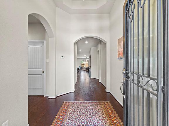 3rd image of 7 Cinque Terre Dr
