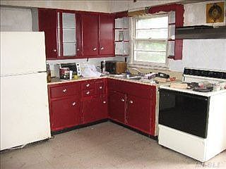 2nd image of 459 Fenimore Ave