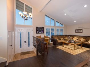 6802 Loyola Dr, Huntington Beach, CA 92647