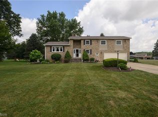 6775 Lake Cable Ave NW, North Canton, OH 44720