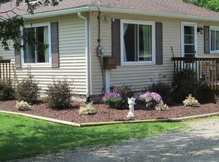 7671 Owosso Rd, Fowlerville, MI 48836