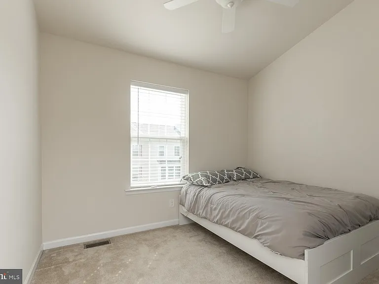 155 Schramm Loop — Photo 25
