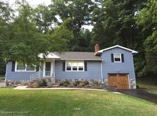 265 Overbrook Ave, Dallas, PA 18612