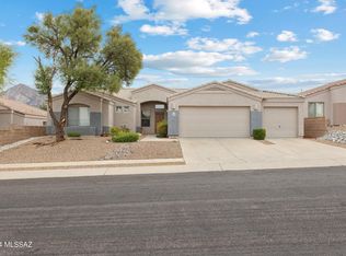 319 W Greys Rd, Tucson, AZ 85737