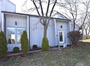 5459 Falcon Ln, West Chester, OH 45069