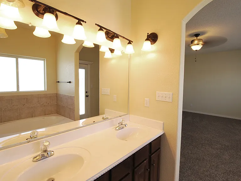 5513 Ignacio Frias Dr — Photo 24