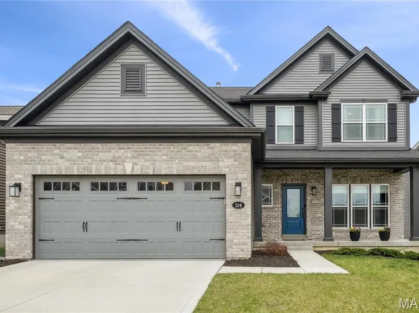 114 Palais Ct, Saint Charles, MO 63301