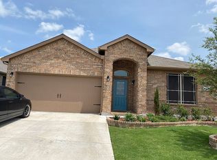 9132 Grovehurst Rd, Fort Worth, TX 76179