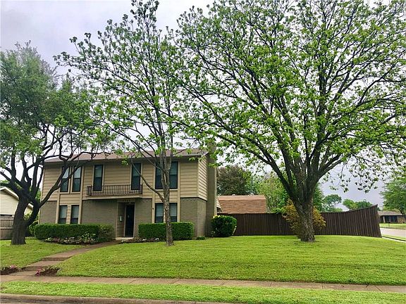 2nd image of 2502 Richcreek Dr