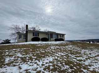 34 Grove Rd, Mifflinburg, PA 17844