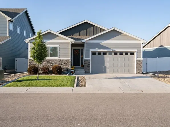 1840 Holloway Dr, Windsor, CO 80550