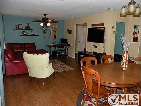 3rd image of 1200 Tanglewood Dr