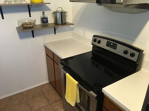 4th image of 13614 96th Ave NW