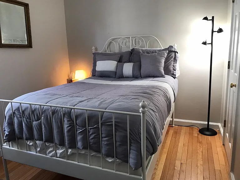 118 Trowbridge St #3 — Photo 10
