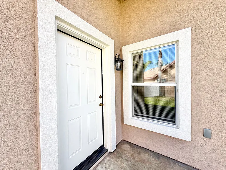 15854 Pampas Ct — Photo 4