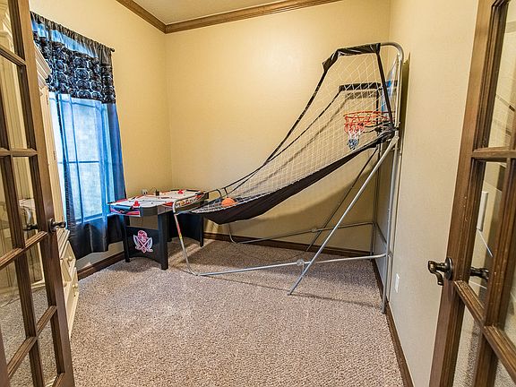 5th image of 17409 Aragon Ln