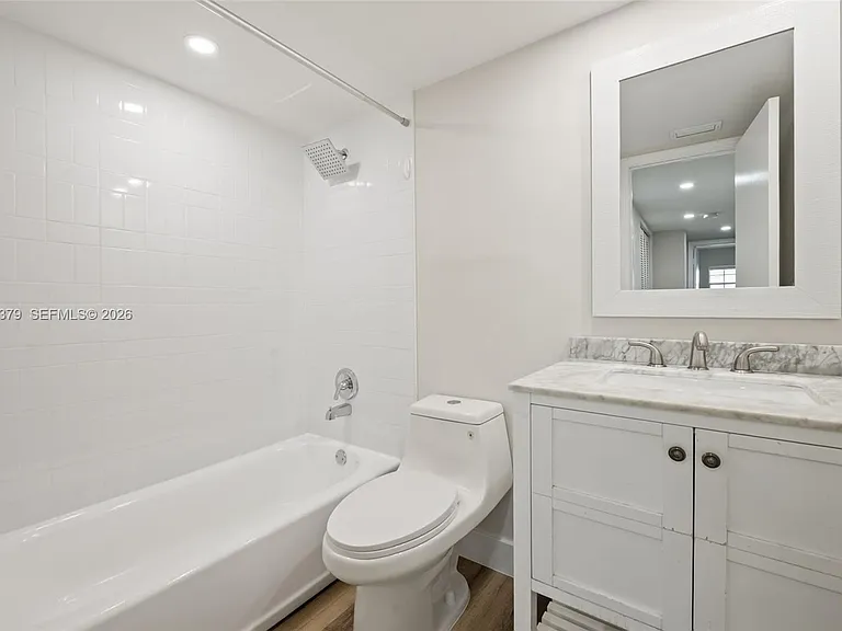 8107 SW 72nd Ave #410E — Photo 23