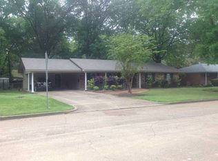 915 Briarfield Rd, Jackson, MS 39211