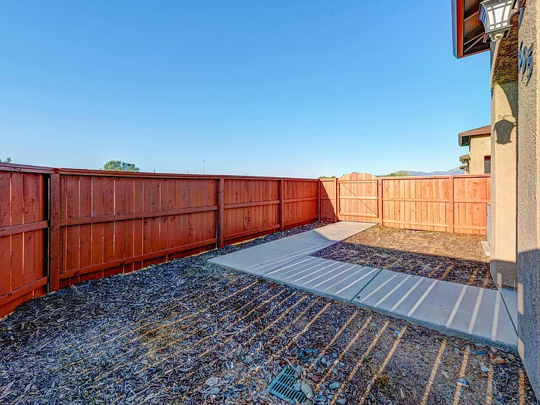 695 Mission De Oro Dr — Photo 6