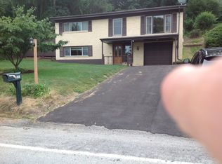 300 Elfinwild Rd, Allison Park, PA 15101