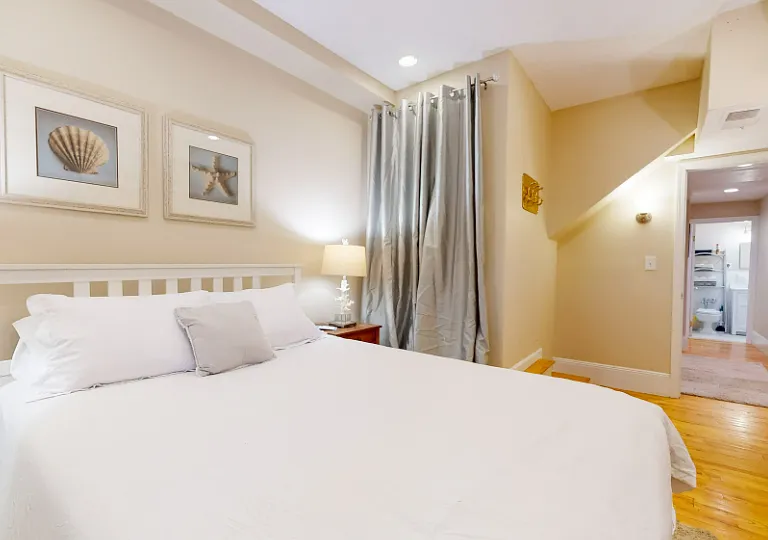290 Beacon St #3 — Photo 4