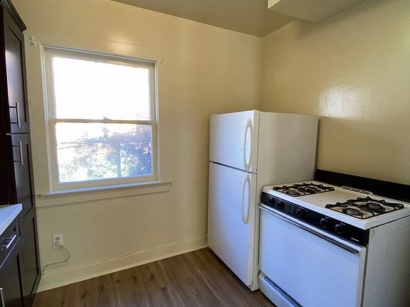 5th image of 836-842 Linden Ave #838-1/2